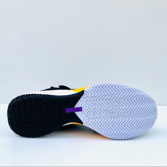 Nike LeBron Soldier XIII SFG “Lakers” AR4225-004 - Picture 9 of 15